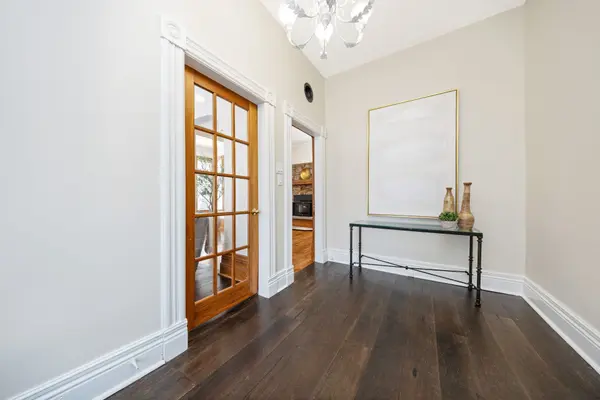 6 Queen ST, Halton Hills, ON L7G 2E4