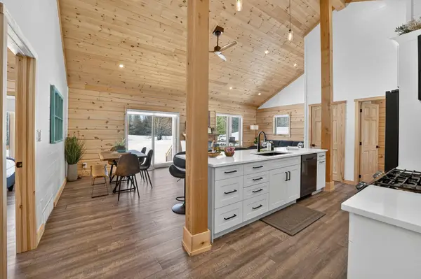 1765 Machar Strong Boundary RD, Strong, ON P0A 1Z0