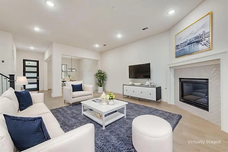 444 Waters Edge Drive #720, Hickory Creek, TX 75065