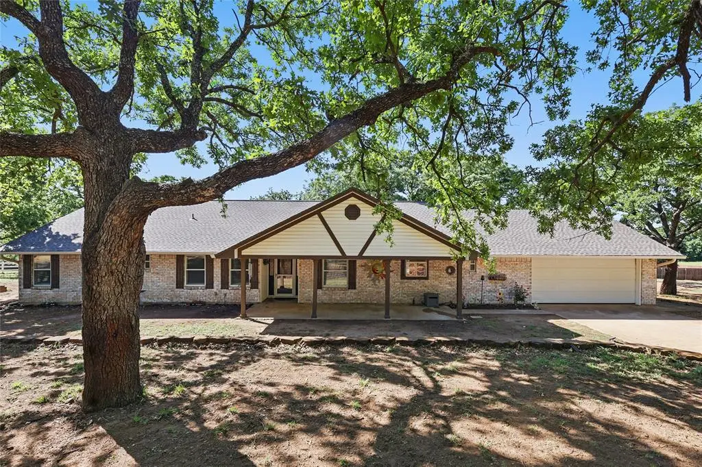 2204 Church Drive, Corinth, TX 76210