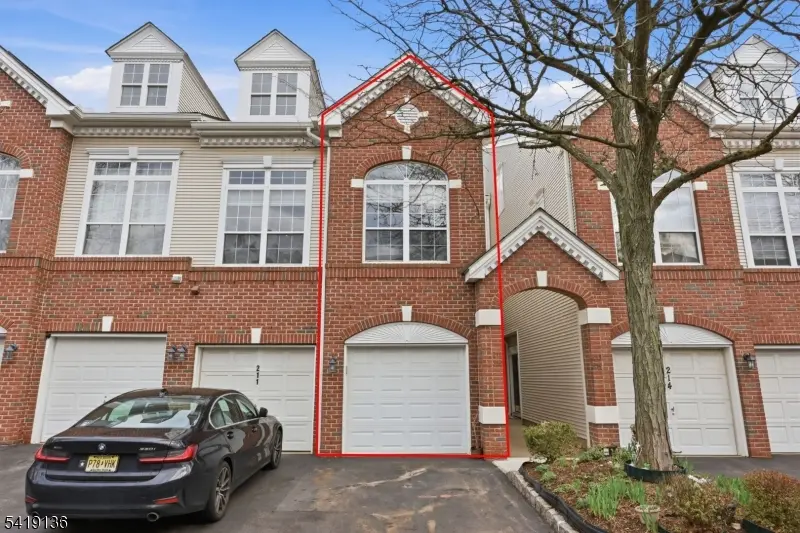 212 Swanstrom Pl, Union Twp., NJ 07083