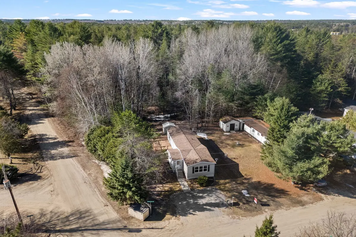 5 Hunter's Run LN, Laurentian Hills, ON K0J 1J0