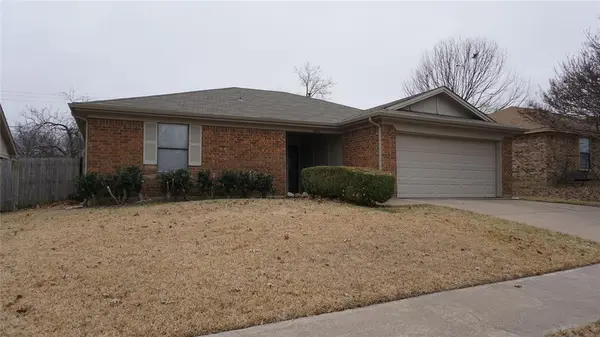 6412 Fairview Drive, Watauga, TX 76148