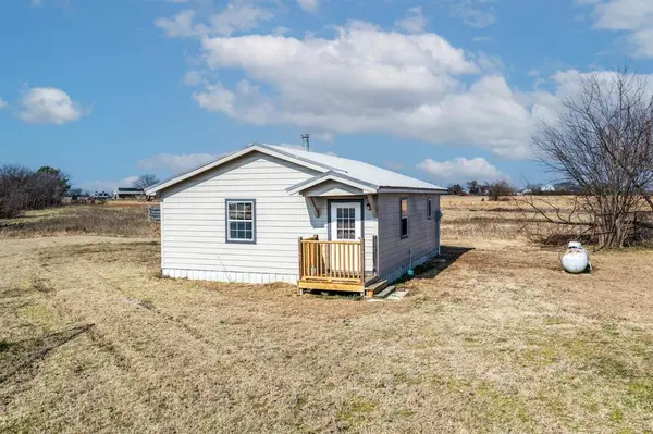 1465 N Hillcrest Drive, Sulphur Springs, TX 75482