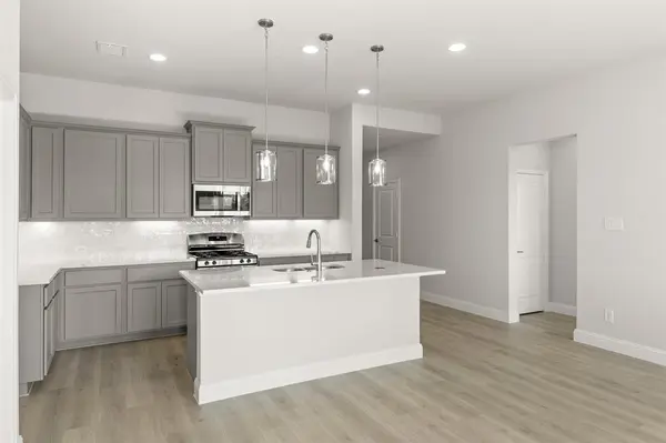 1232 Redcoat Drive, Forney, TX 75126