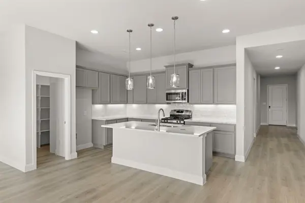 1232 Redcoat Drive, Forney, TX 75126