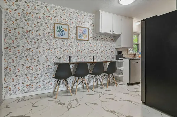 1725 Meadowlark Lane, Denison, TX 75020