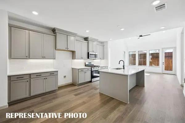 3558 Pierce Lane, Grand Prairie, TX 75052