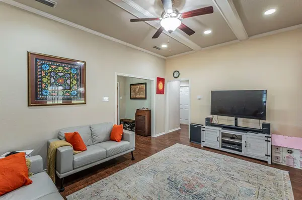 1500 Sunnyslope Drive, Carrollton, TX 75007