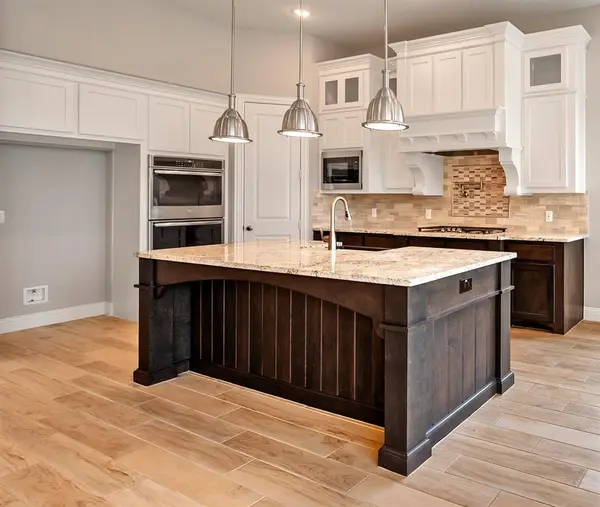 1116 Lake Hills Trail, Roanoke, TX 76262