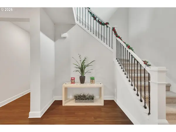 5064 SE 82ND AVE, Hillsboro, OR 97123