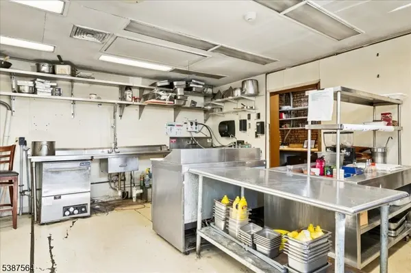 31 Decatur St, Knowlton Twp., NJ 07832