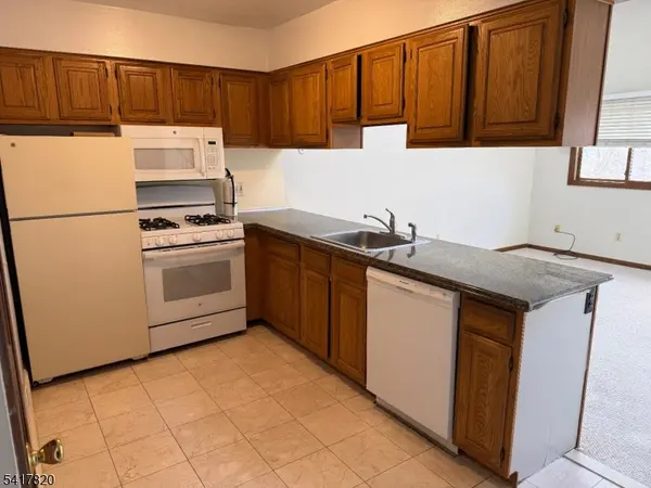 10 Augusta Dr #4, Vernon Twp., NJ 07462