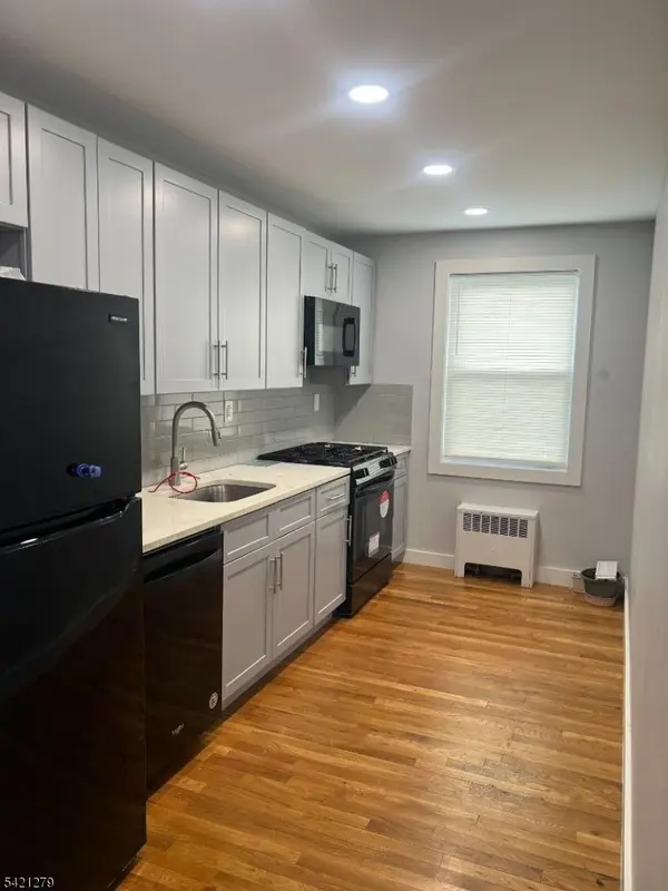 935 Broad St #35B, Bloomfield Twp., NJ 07003