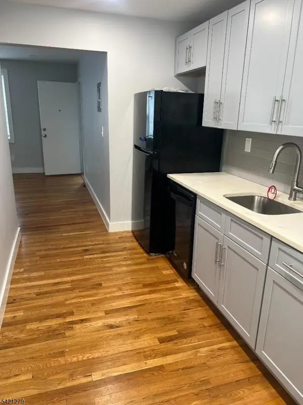 935 Broad St #35B, Bloomfield Twp., NJ 07003