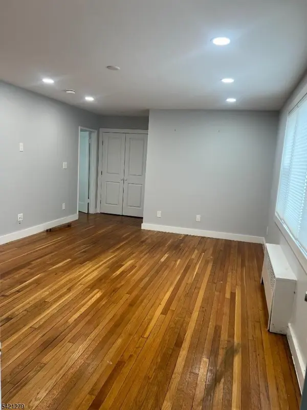 935 Broad St #35B, Bloomfield Twp., NJ 07003