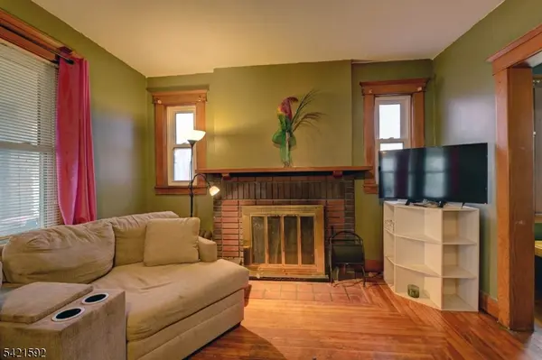 532 W Broadway, Haledon Boro, NJ 07508