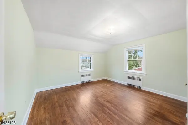 612 Laurel Ave, Roselle Park Boro, NJ 07204