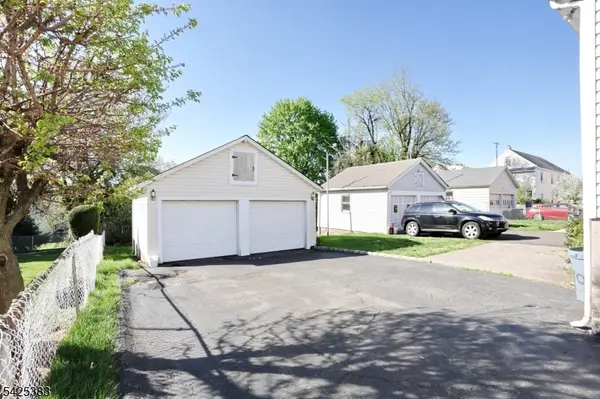 5 N 13Th St, Hawthorne Boro, NJ 07506