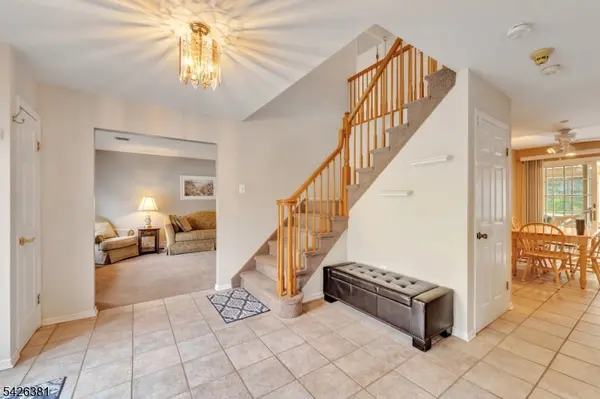 27 Sherbrook Dr, Rockaway Twp., NJ 07866