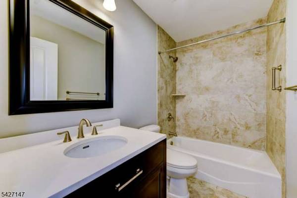 208 Reed Ln, Bedminster Twp., NJ 07921