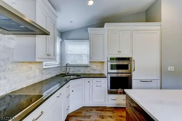 208 Reed Ln, Bedminster Twp., NJ 07921