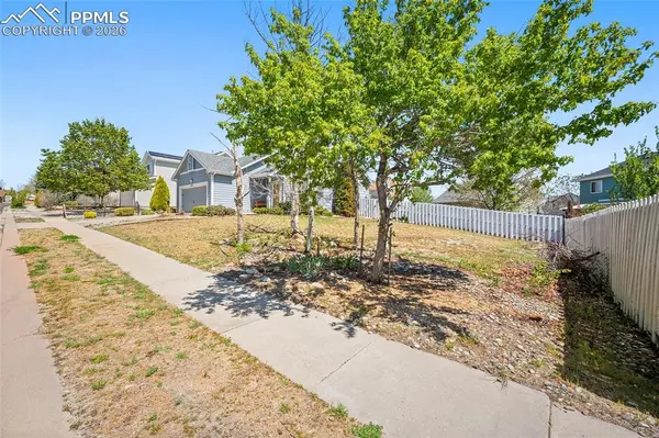 4655 Bittercreek DR, Colorado Springs, CO 80922