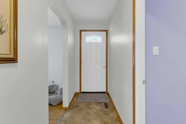 305 3 ST S, Vulcan, AB T0L 2B0