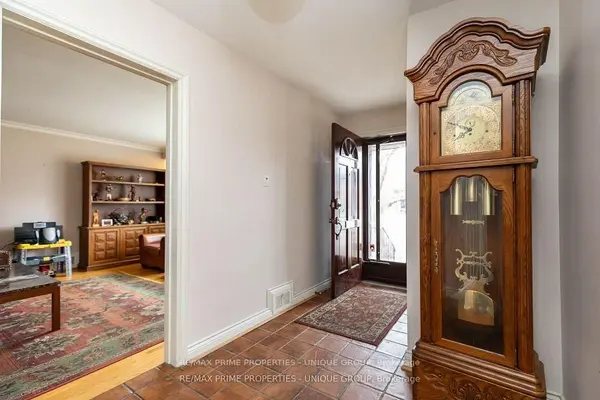 173 Ridley BLVD, Toronto C04, ON M5M 3M4