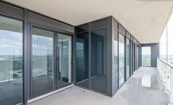 50 O'Neill RD #2704, Toronto C13, ON M3C 0R1