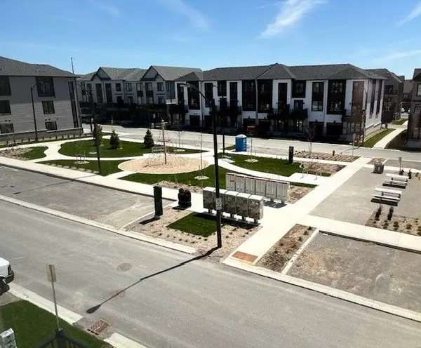 1038 Porcupine PATH, Oshawa, ON L1L 0X1