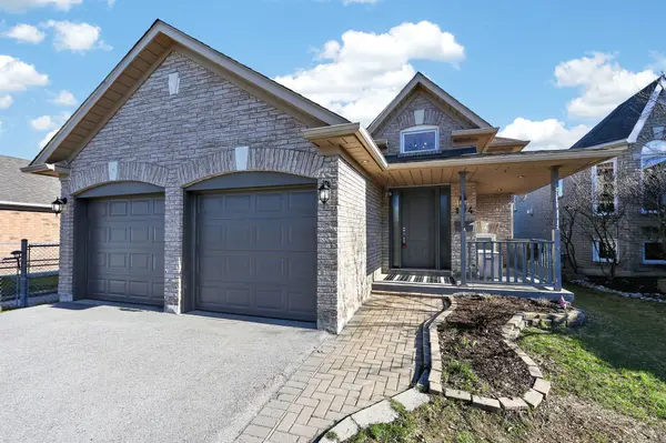 194 Wessenger DR, Barrie, ON L4N 8N9