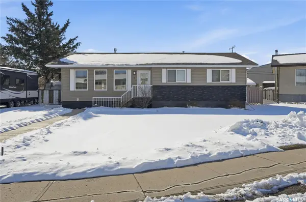 5 Morin CRESCENT, Gravelbourg, SK S0H 1X0