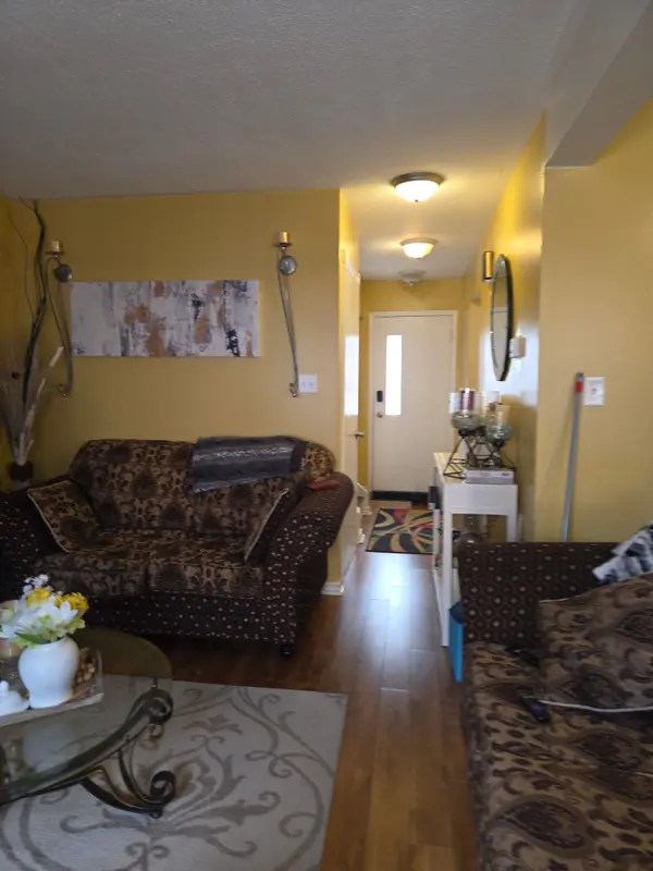 59 Craigleigh CRES #59, Brampton, ON L6T 2E3