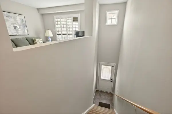 2531 Northampton BLVD #9, Burlington, ON L7M 4H5