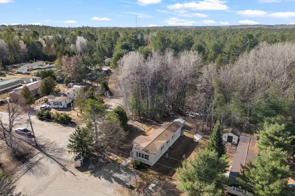 5 Hunter's Run LN, Laurentian Hills, ON K0J 1J0