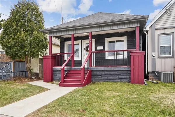 32 Allan AVE, Hamilton, ON L8H 2C9