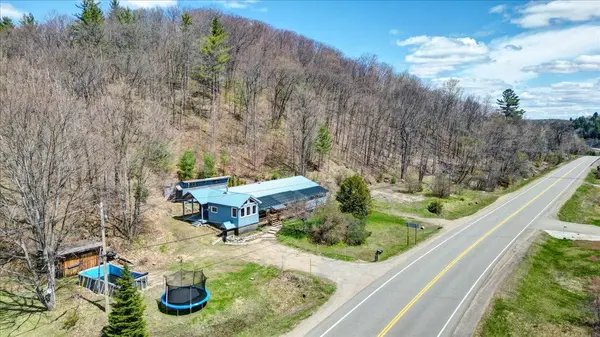 31105 28 HWY E, Bancroft, ON K0L 1C0