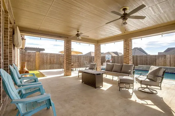 2747 Elmwood Drive, Burleson, TX 76028