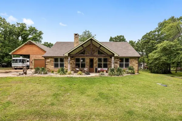 307 Beachside Drive, Trinidad, TX 75163