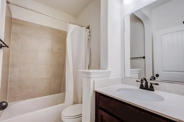 712 Lake Sierra Way, Little Elm, TX 75068