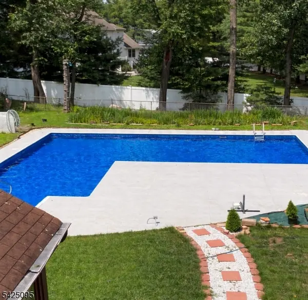 5 Fowler Pl, Montville Twp., NJ 07045