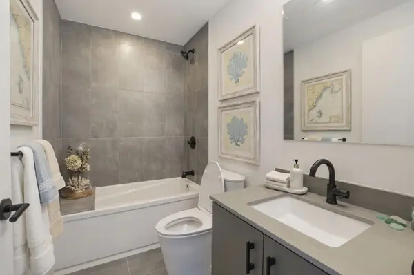 4878 Powers Common #708, Burlington, ON L7M 2B4