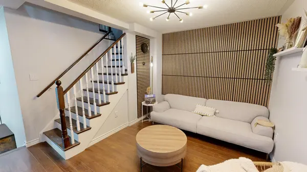 1591 South Parade CT #2, Mississauga, ON L5M 6G1