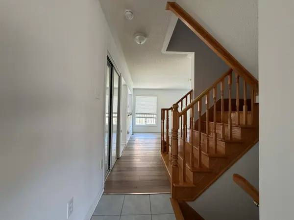 677 Irving TER, Milton, ON L9T 6H6