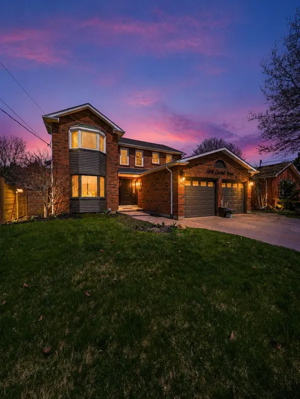 588 Carlisle ST, Cobourg, ON K9A 1X6