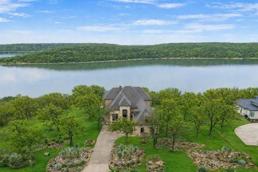 235 Grand Harbor Boulevard, Chico, TX 76431