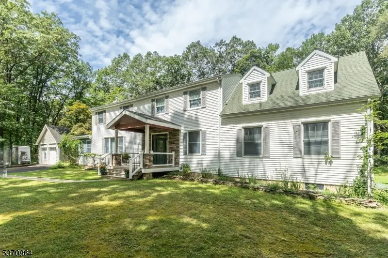 15 Rock Hollow Rd, Rockaway Twp., NJ 07801