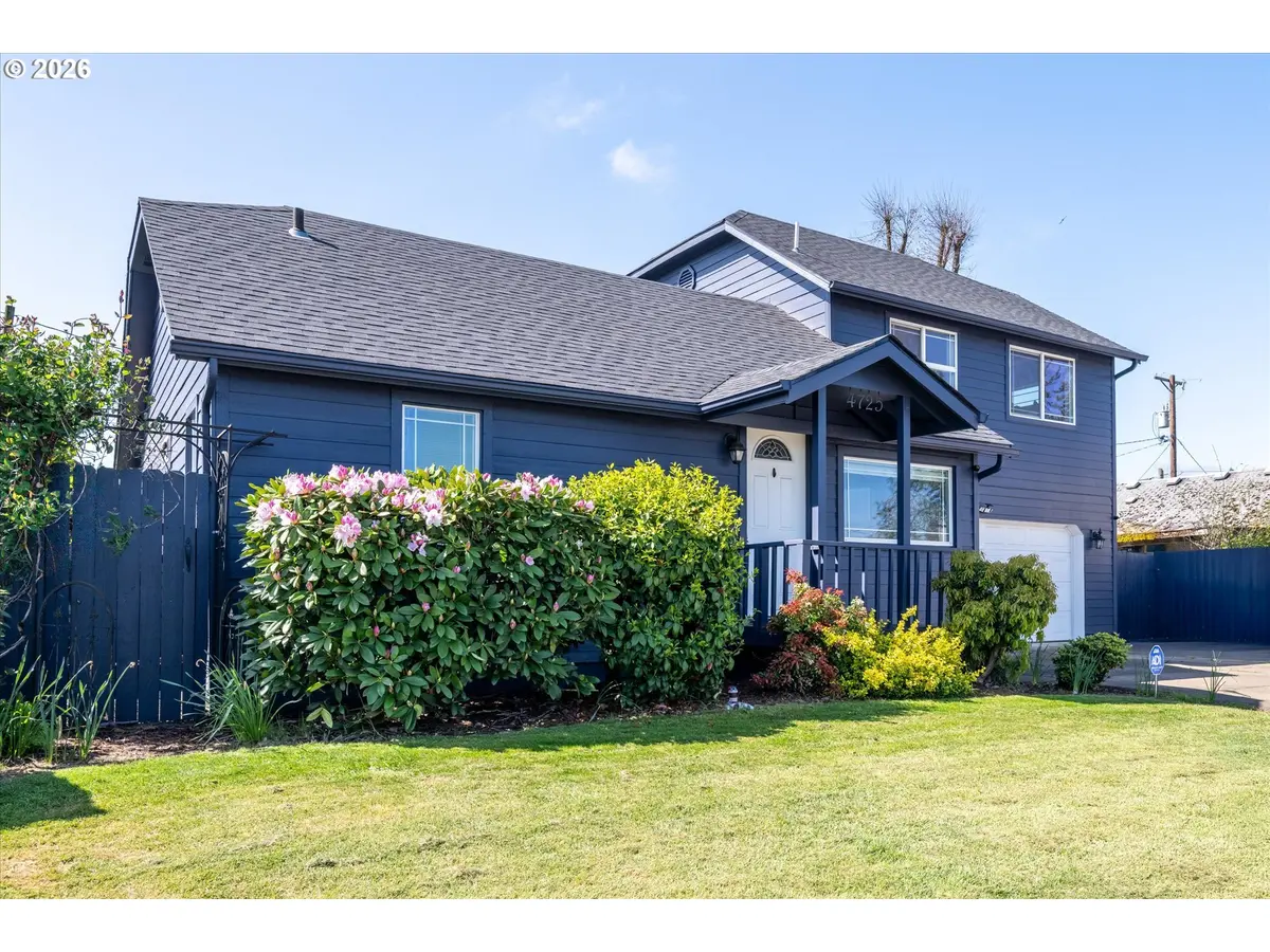 4725 DAISY ST, Springfield, OR 97478