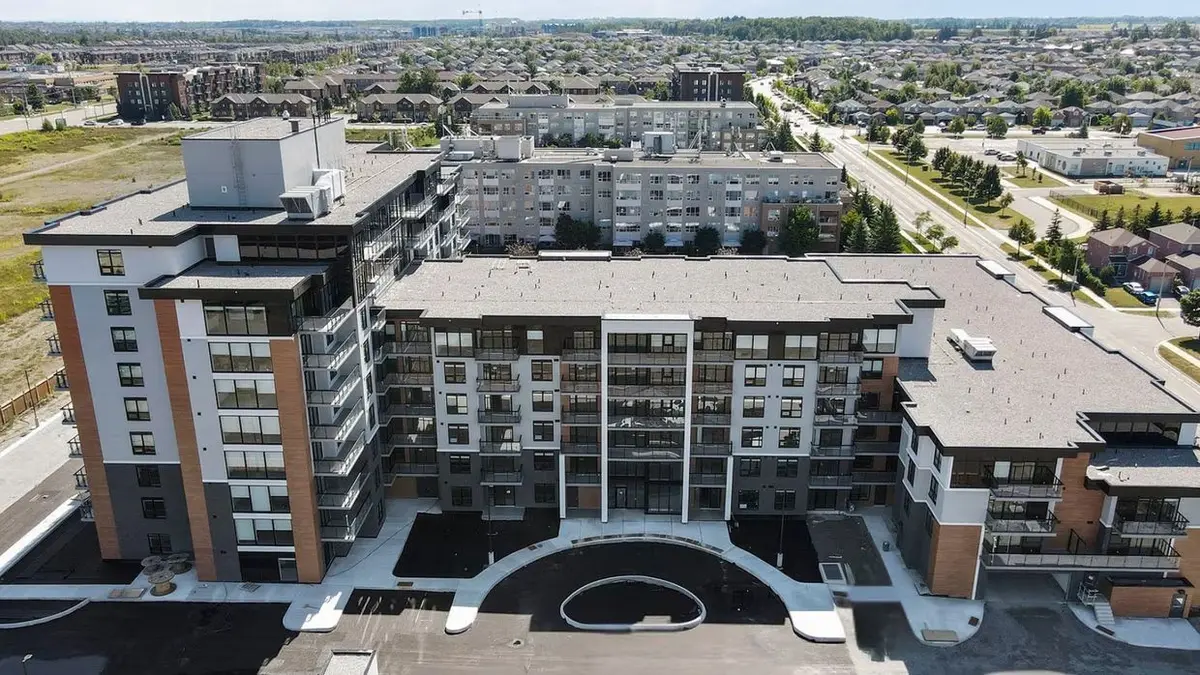 70 Dean AVE #228, Barrie, ON L4N 0C2